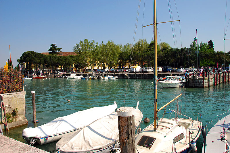 places around Sirmione