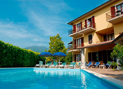 Hotel Astra - Tignale - Gardasee