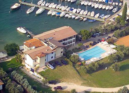 Hotel Bella & Leisure - San Felice - Lake Garda