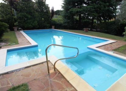 Trilocale con piscina Manerba del Garda