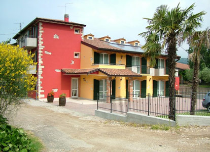 Agriturismo Terra e Sole - San Zeno di Montagna - Lake Garda